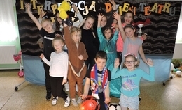 obrazek do W Mroczy kochają teatr!