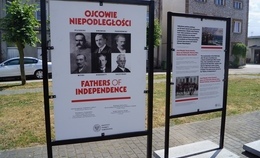 obrazek do Wystawa Ojcowie Niepodległości