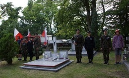 obrazek do "CZEŚĆ I CHWAŁA...