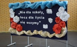 obrazek do Zakończenie klas VIII...
